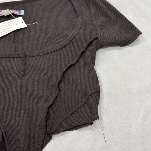 URBAN OUTFITTERS RIBBED CORSET CROP TOP - Picture 2 of 6